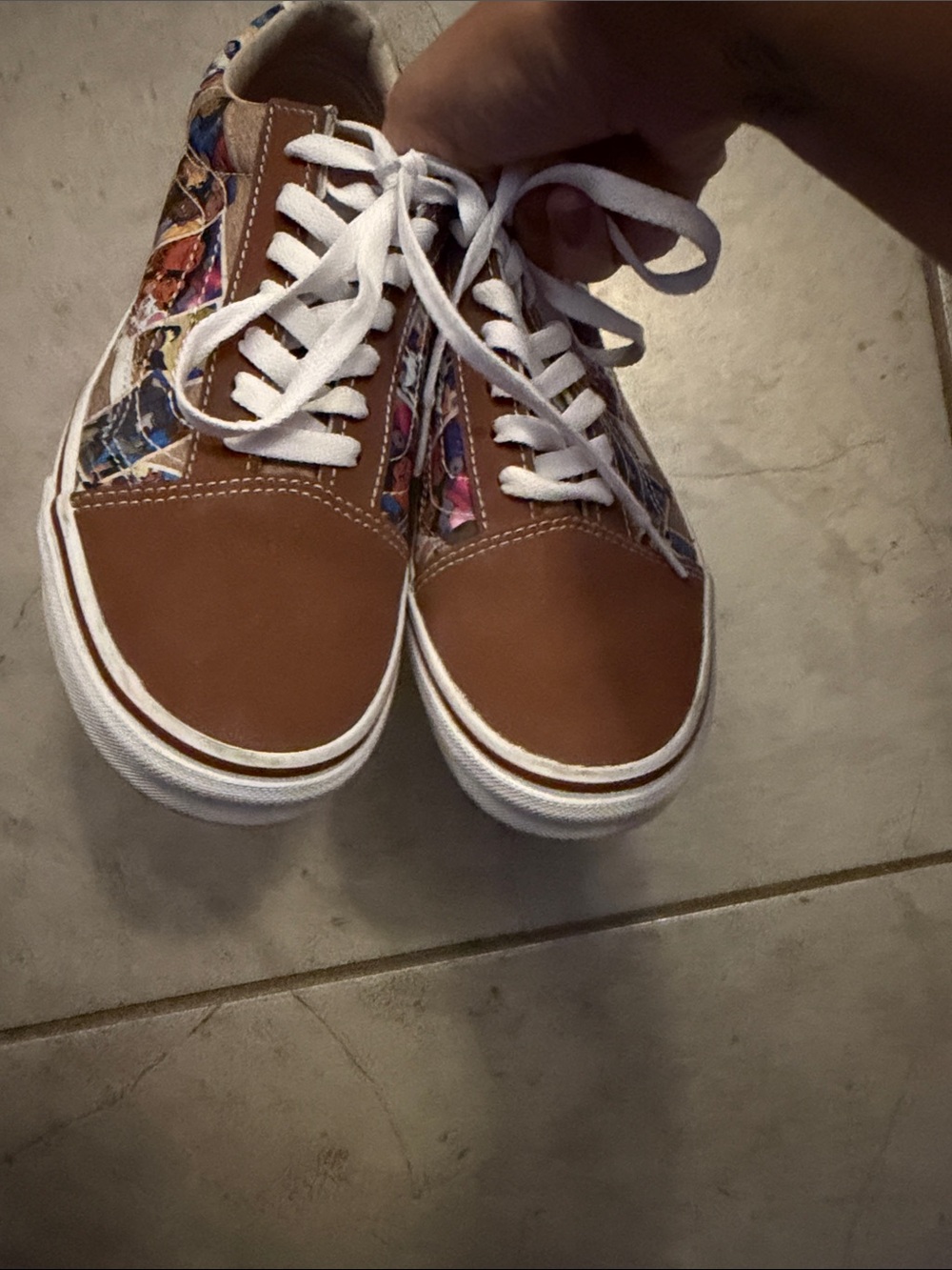 Vans womens Brown Comic-Panel Low Top Sneakers with White Laces - Picture 4 of 6